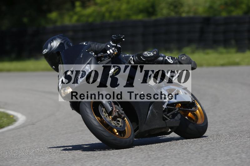 /Archiv-2024/29 12.06.2024 MOTO.CH Track Day ADR/Gruppe blau/81